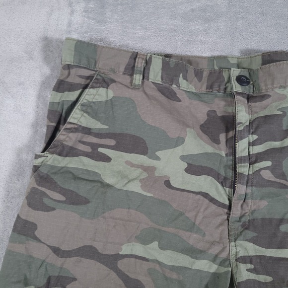 Dickies Shorts Men's 42 Camouflage Green Camo Rip Stop Casual Outdoor Hiking - Picture 2 of 8